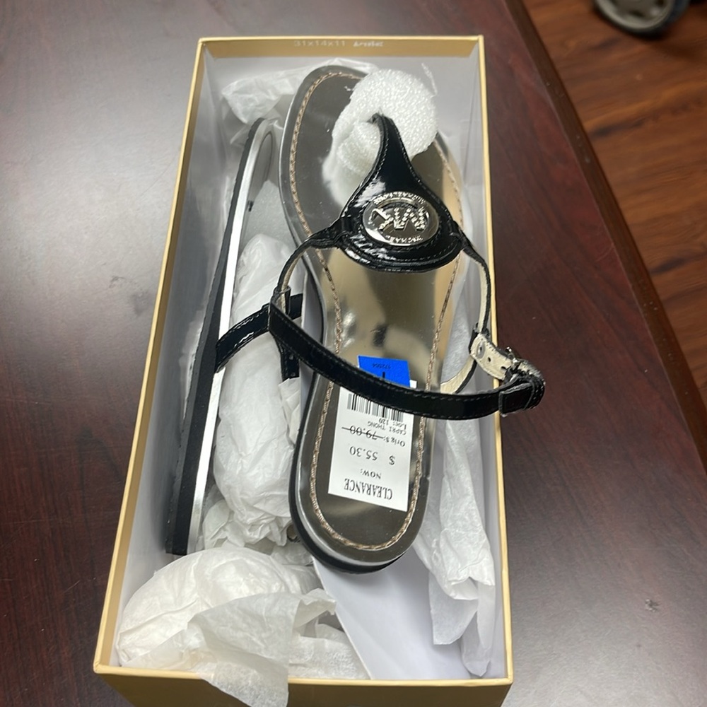 NIB Mchael Kors Capri Thong Sandals/Shoes - Picture 2 of 5